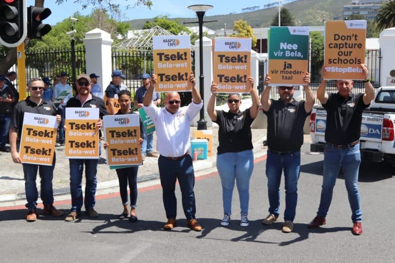 Bela-ramp: ANC moet hom staal – gemeenskappe gaan nie toegee nie 