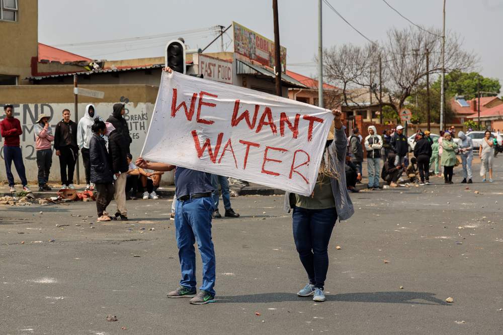 Johannesburg-metro skend Coronationville se regte oor water, sê Kaapse Forum